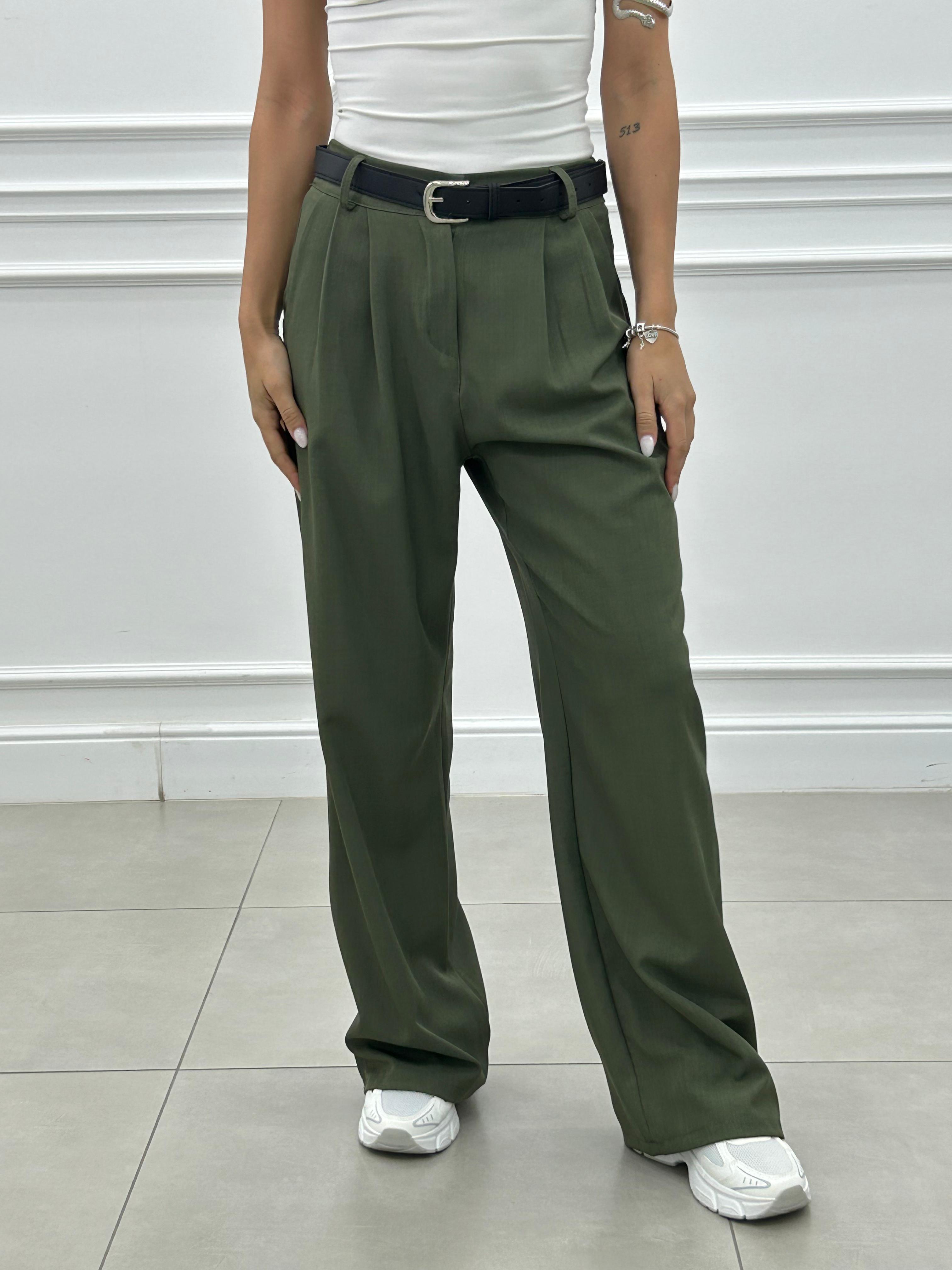 PANTALONE CON PINCES E CINTURA NEW AI26