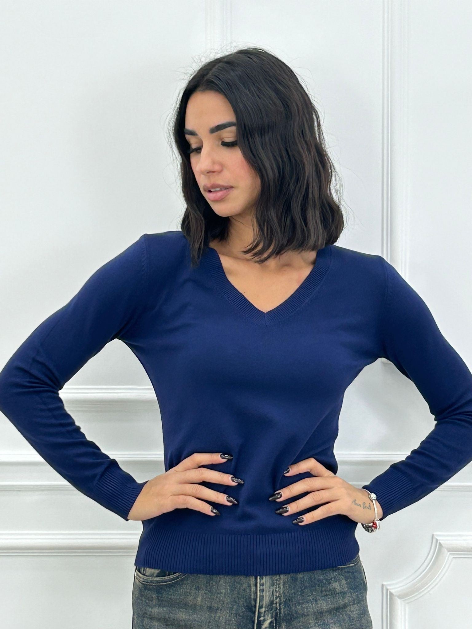 MAGLIONCINO SCOLLO PUNTA NEW AI26