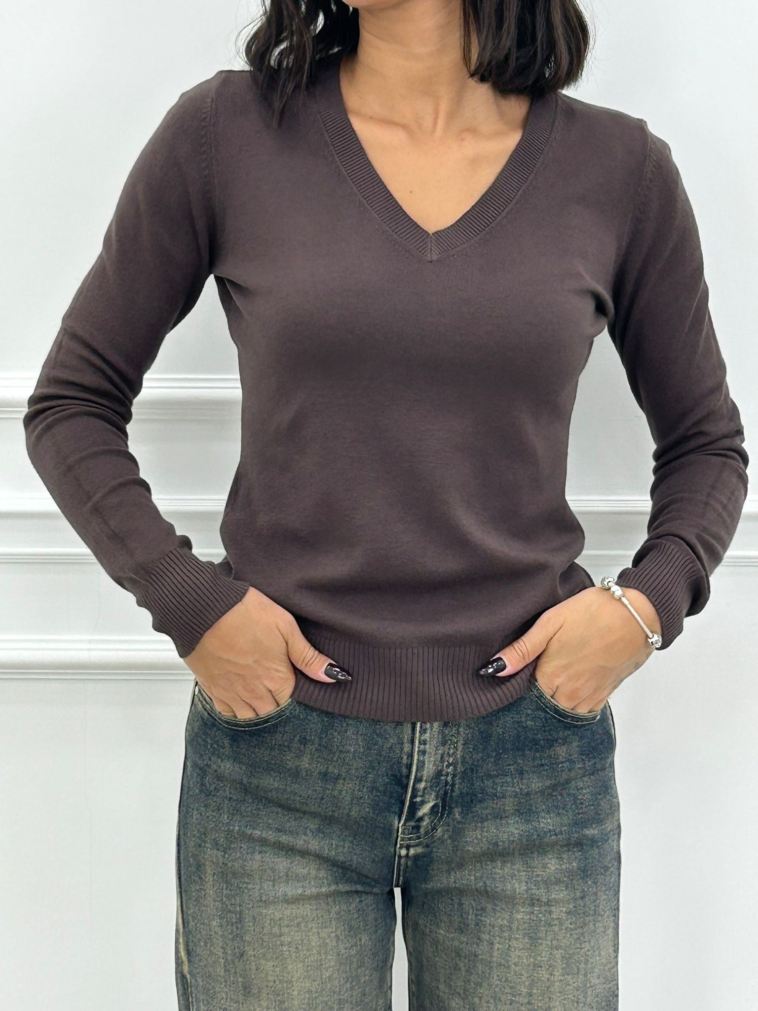 MAGLIONCINO SCOLLO PUNTA NEW AI26