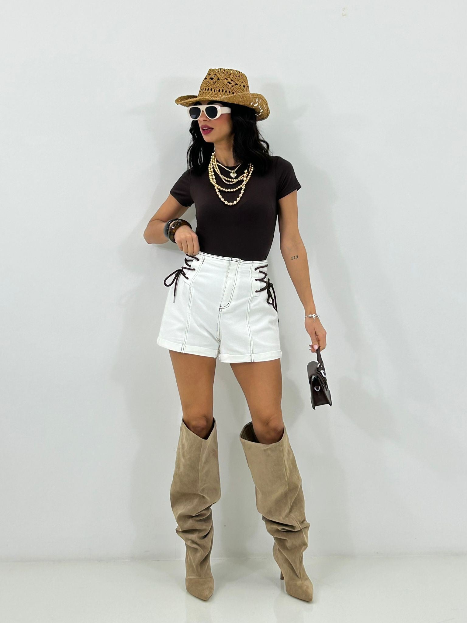 SHORTS WILD SAND NEW P/E26