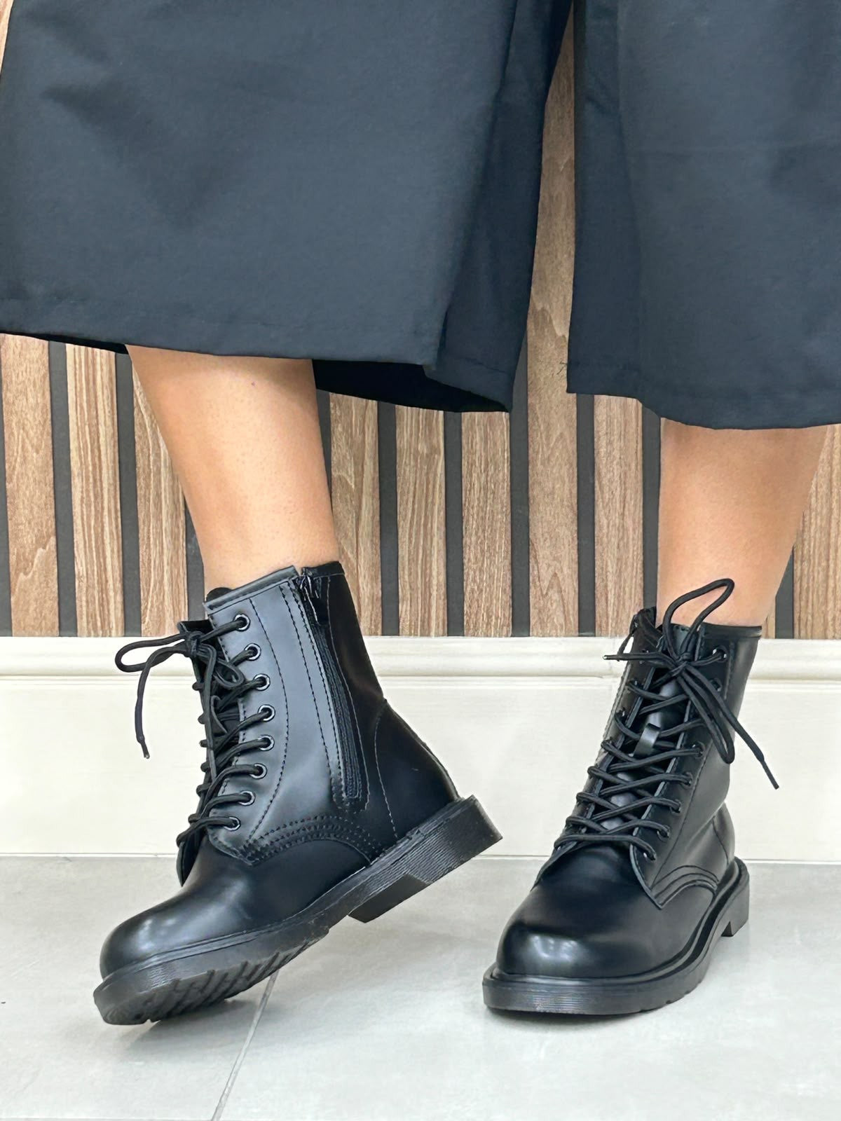 ANFIBIO LONDON NEW AI/27