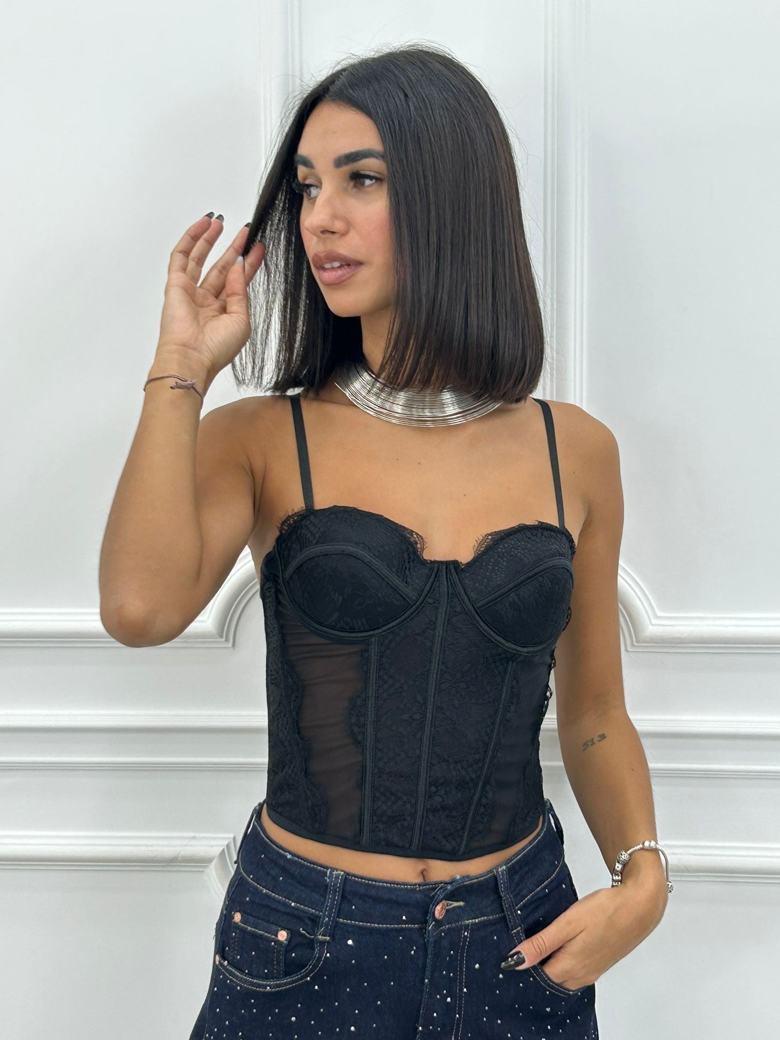 PB13216_nero_8.jpg