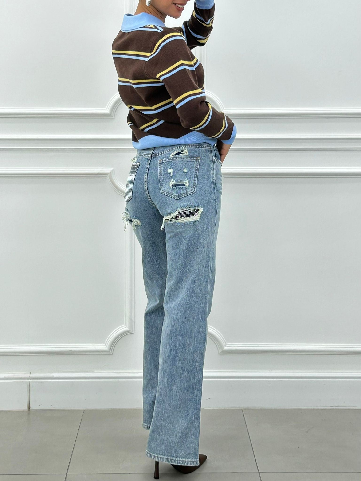 JEANS STRAIGHT CON STRAPPI NEW AI26