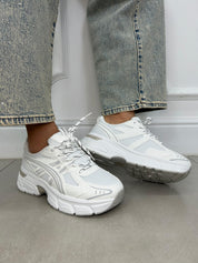 SNEAKERS CLEAN LINE NEW P/E26