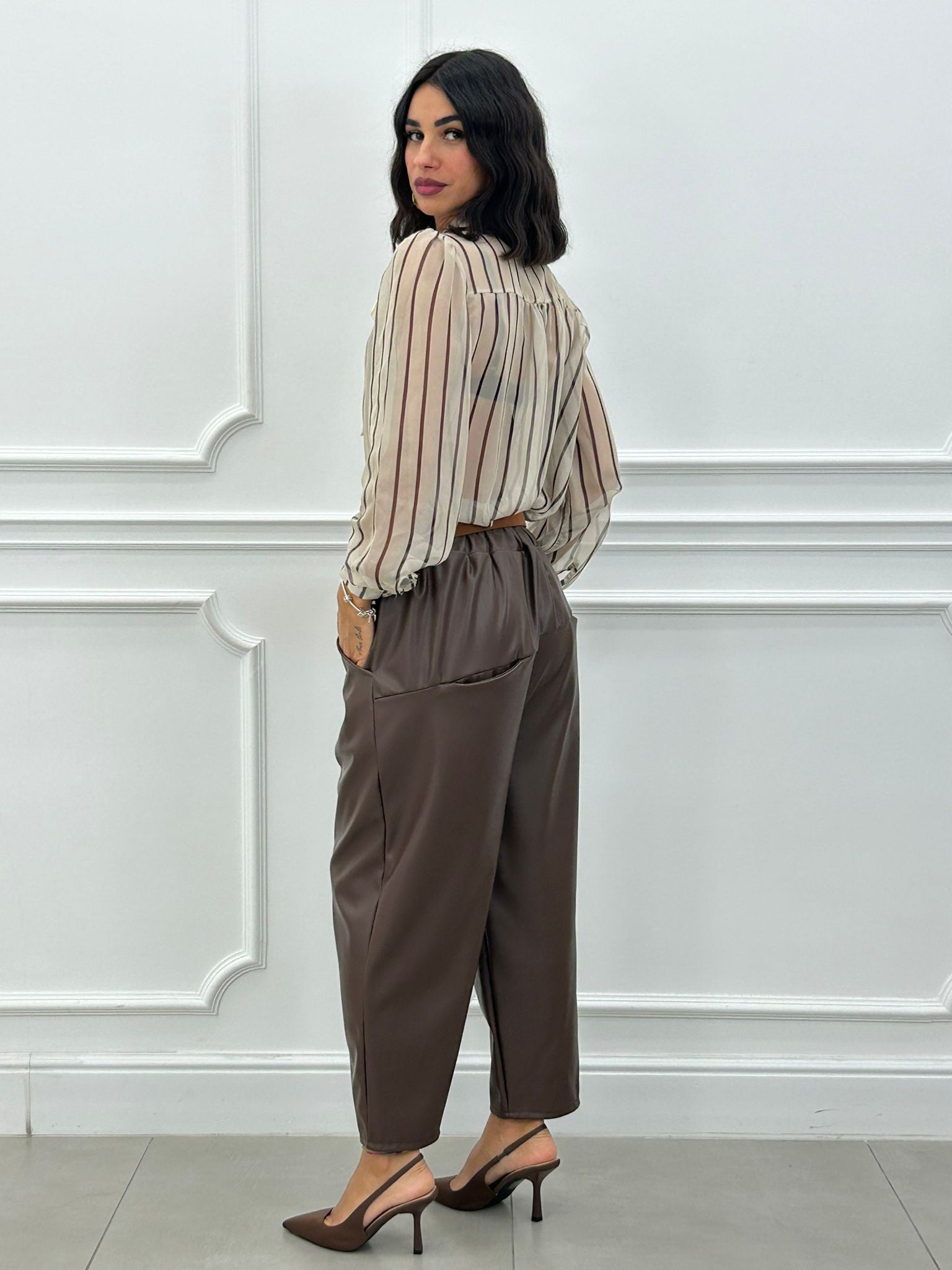 PANTALONE CROPPED IN ECOPELLE NEW AI26