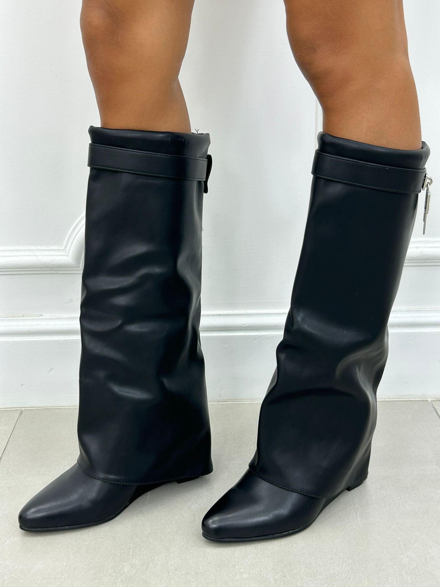 STIVALE NOIR LINE NEW AI26