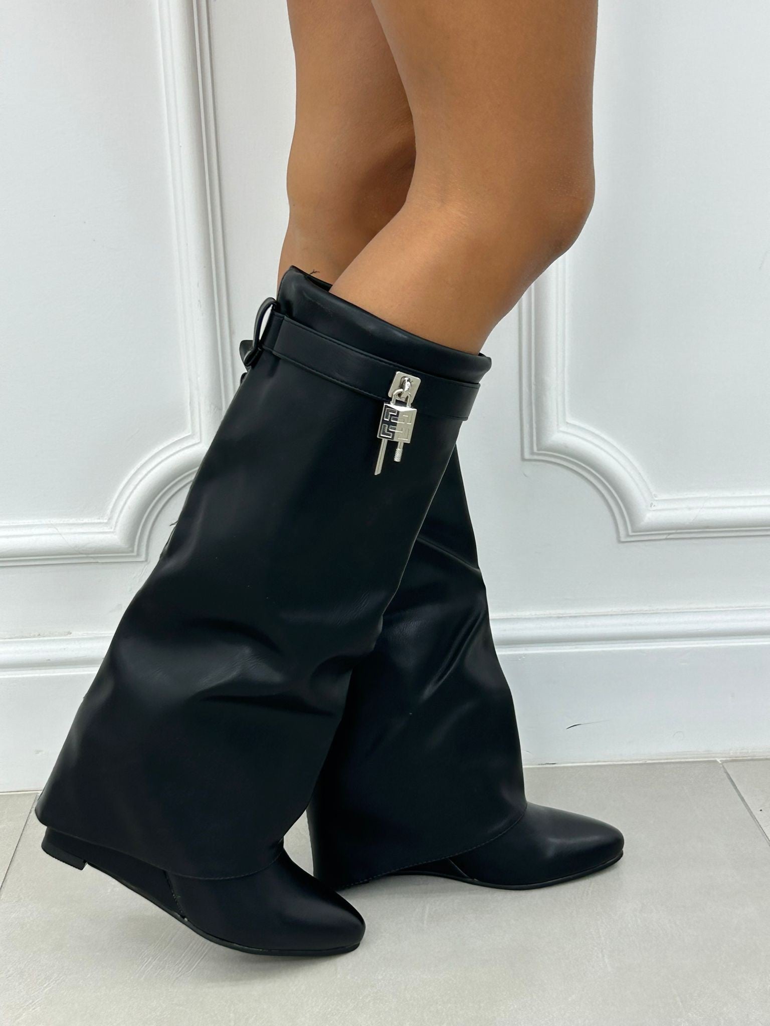 STIVALE NOIR LINE NEW AI26