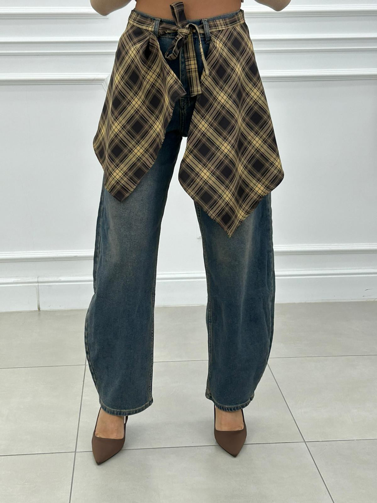 JEANS CON LAYERING FINTO CAMICIA NEW AI26