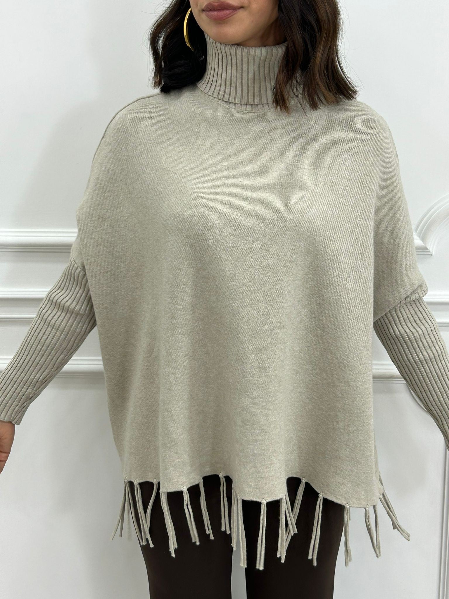 MAGLIA CON FRANGE NEW AI26