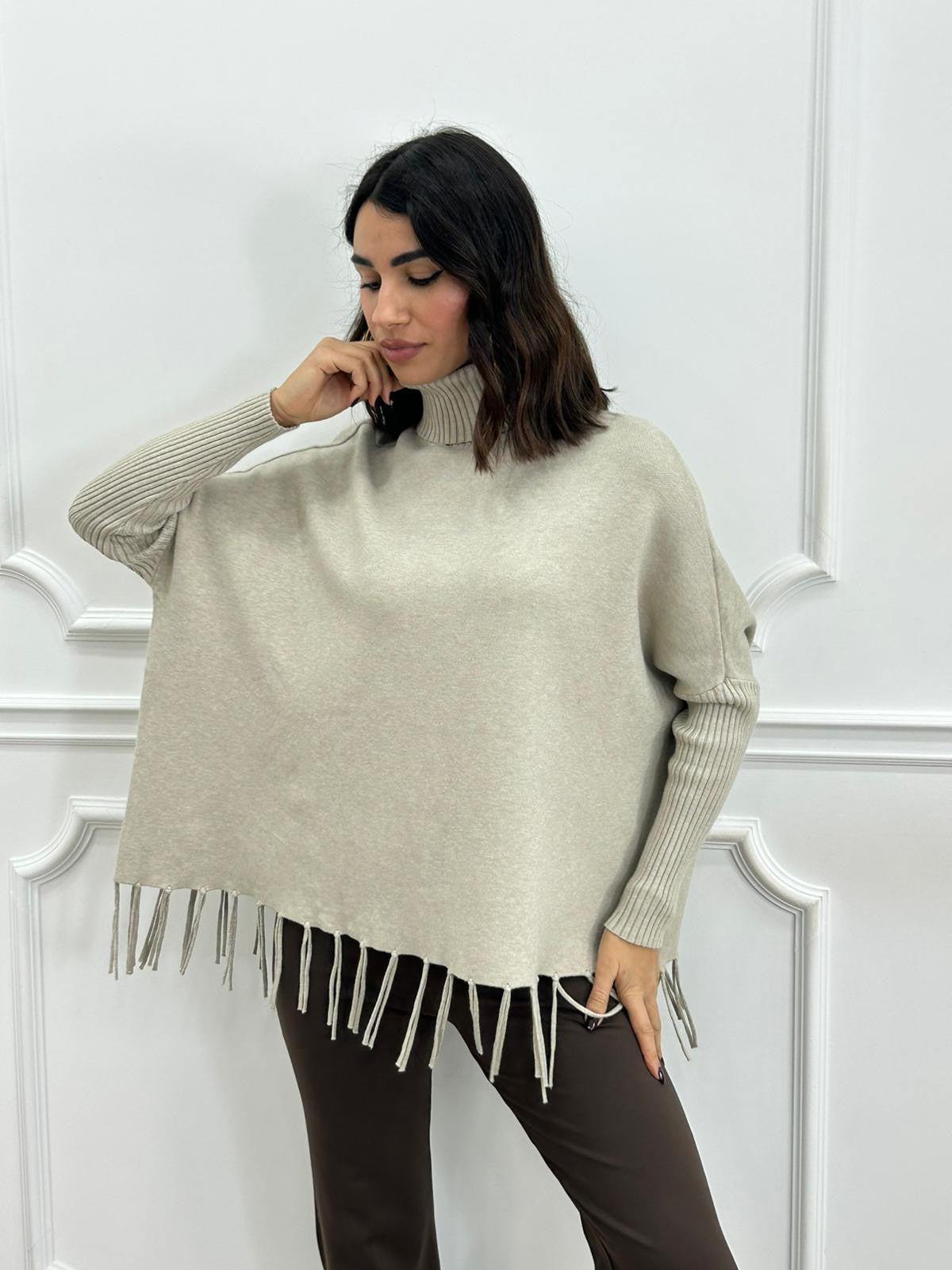MAGLIA CON FRANGE NEW AI26