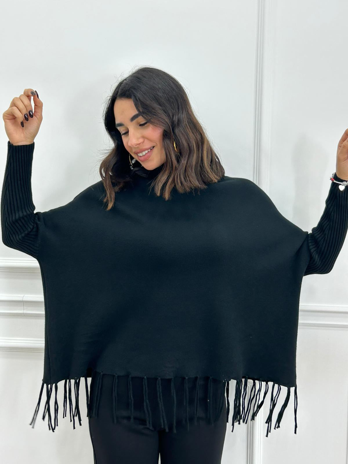 MAGLIA CON FRANGE NEW AI26